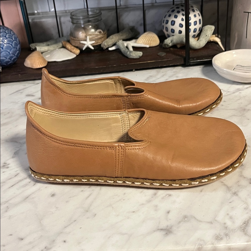 Charooq Handmade Natural Leather Anatolian Slip On Loafers Caramel  Size 40 NWOT